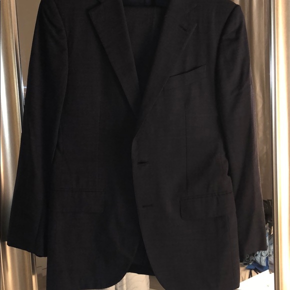 Men’s Suit - Picture 6 of 8
